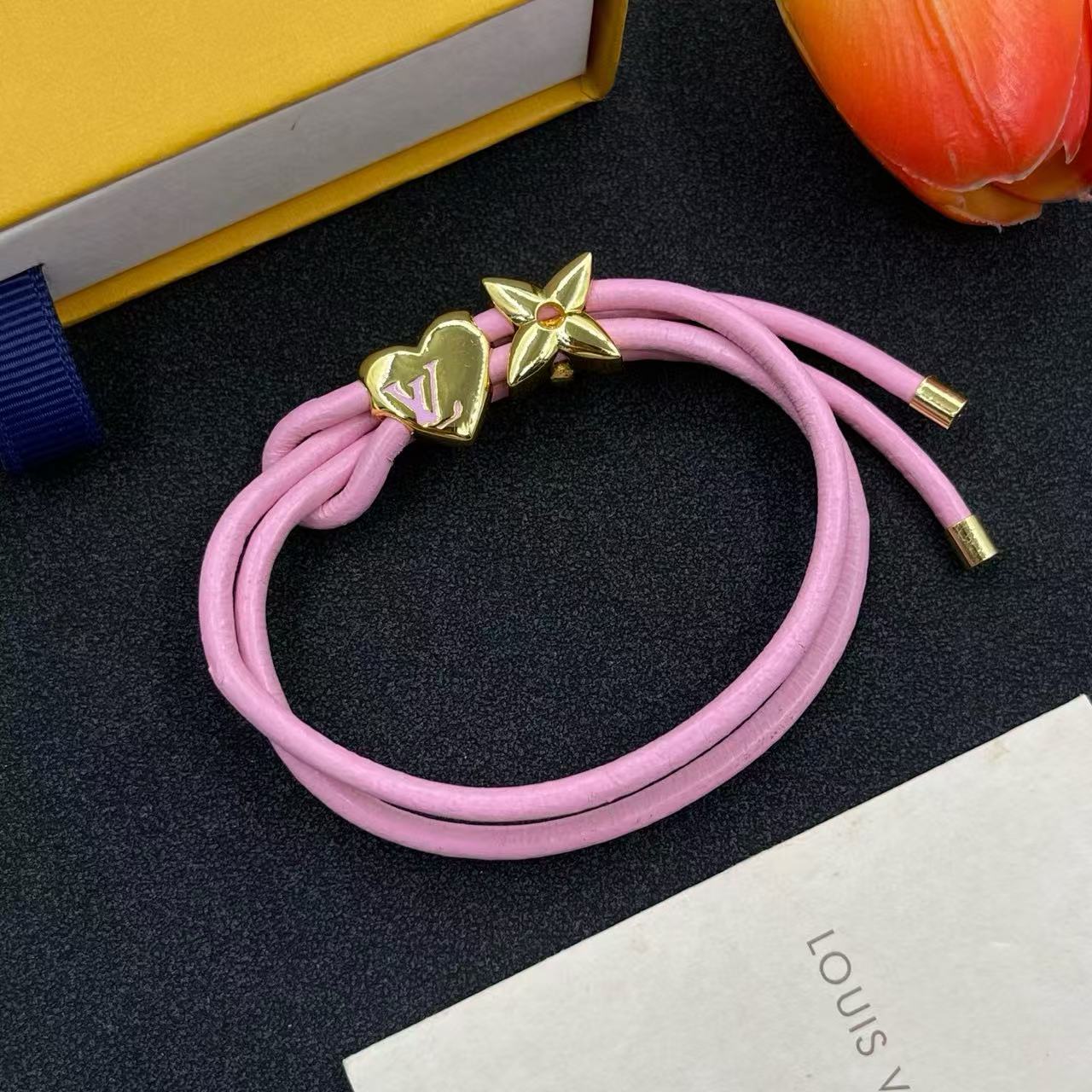 LVハートクローバーブレスレット【 50％割引+送料無料】