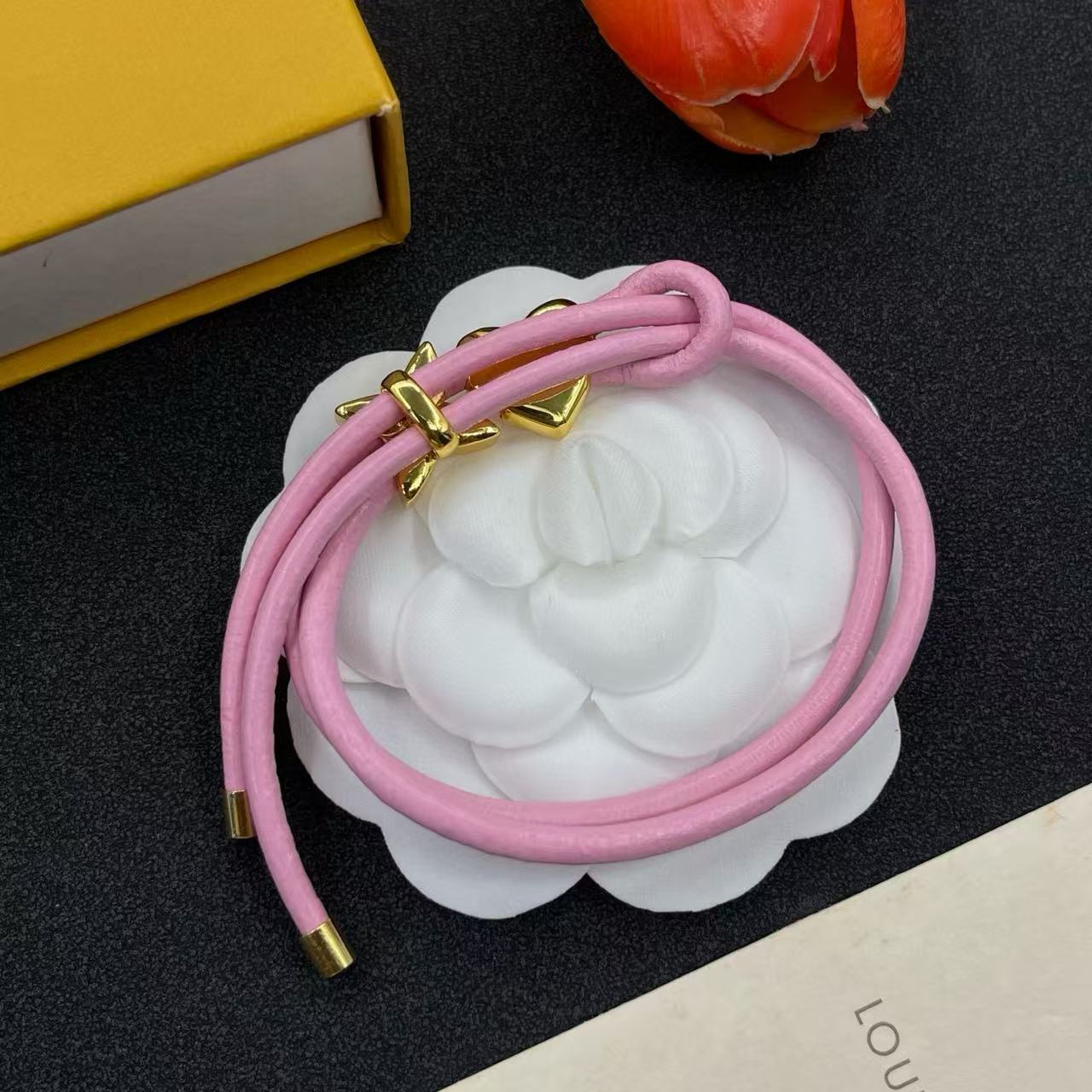 LVハートクローバーブレスレット【 50％割引+送料無料】