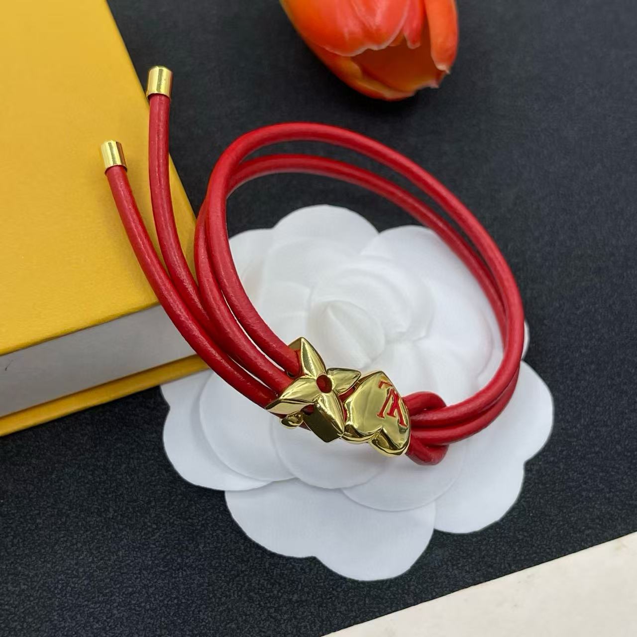 LVハートクローバーブレスレット【 50％割引+送料無料】