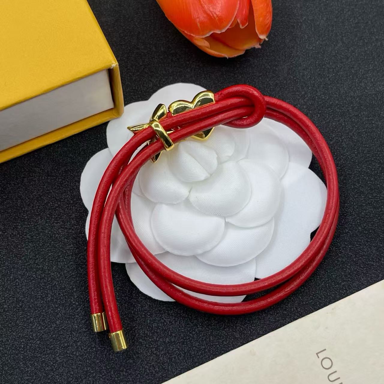 LVハートクローバーブレスレット【 50％割引+送料無料】