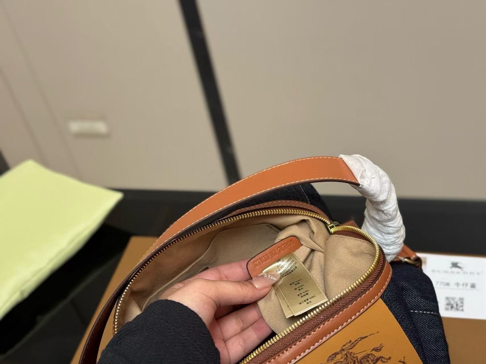 BUR8ERRYデニムハンドバッグ【 50％割引+送料無料】