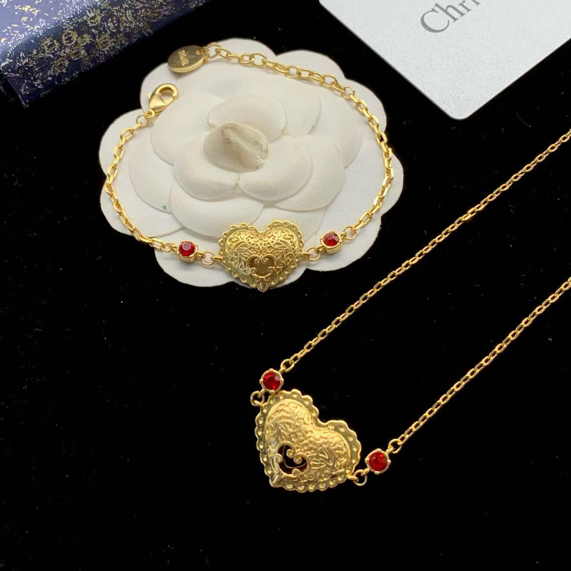 DI0R ハートブレスレット + ネックレス 2点セット【 50％割引+送料無料】