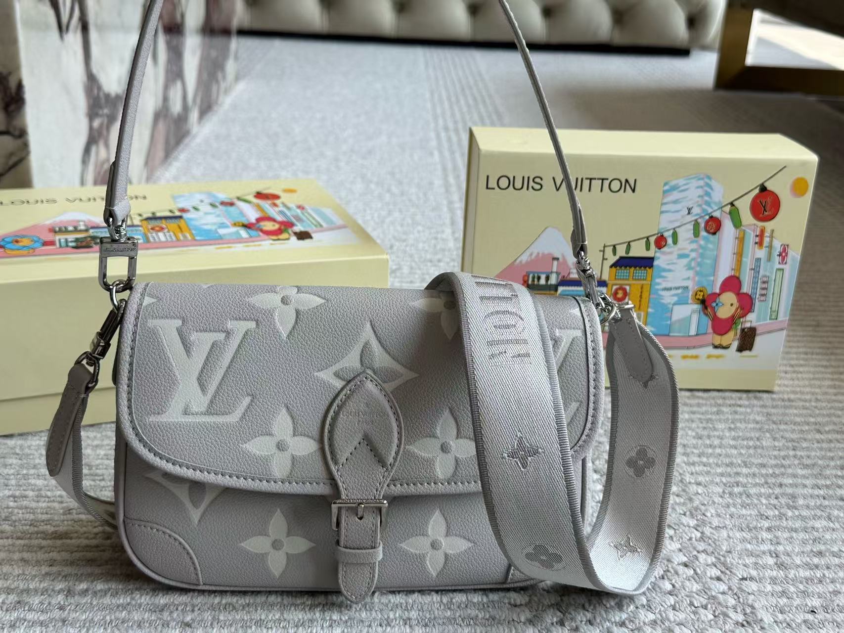 LV DIANEバゲットバッグ 【 50％割引+送料無料】