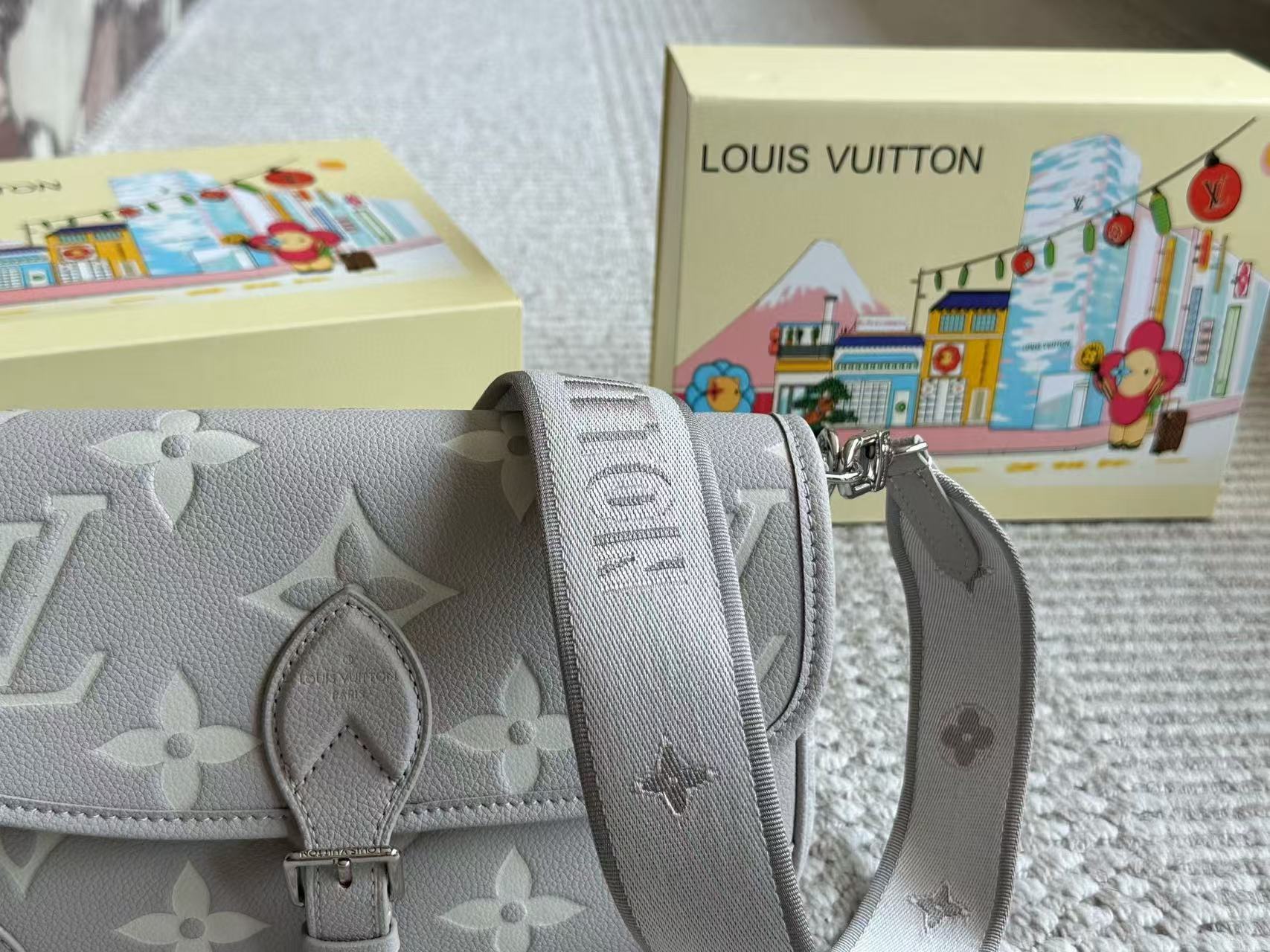 LV DIANEバゲットバッグ 【 50％割引+送料無料】