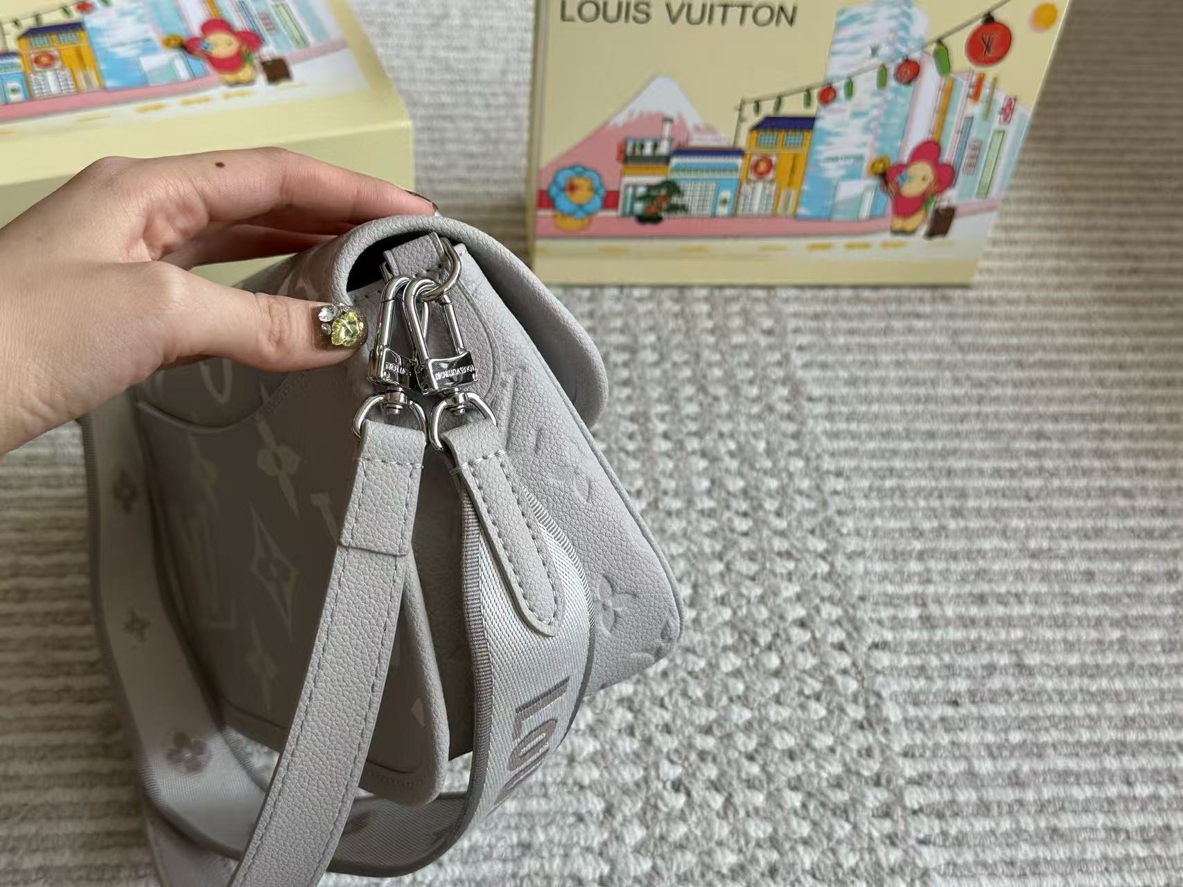 LV DIANEバゲットバッグ 【 50％割引+送料無料】