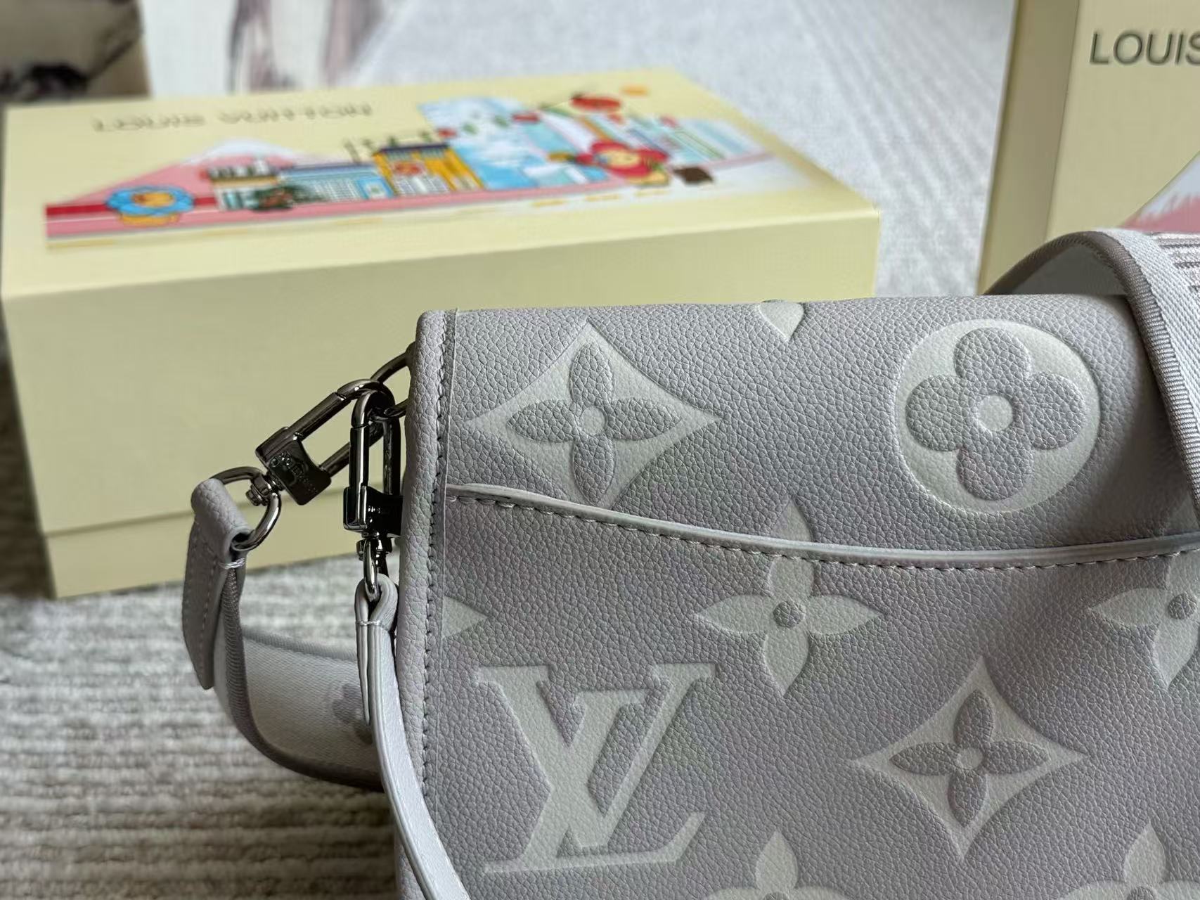 LV DIANEバゲットバッグ 【 50％割引+送料無料】