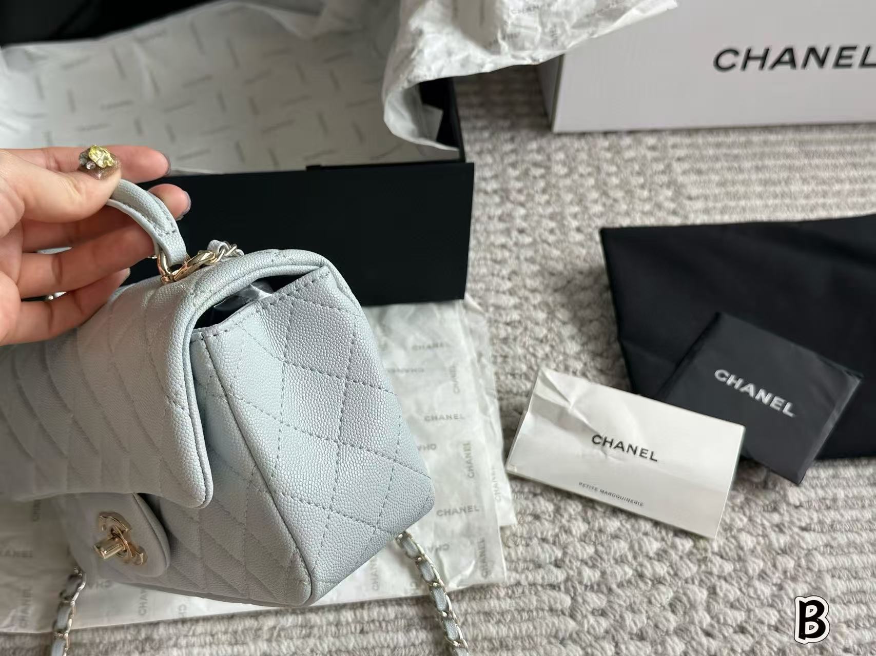 CHANE1 CF チェーンショルダー クロスボディバッグ【 50％割引+送料無料】