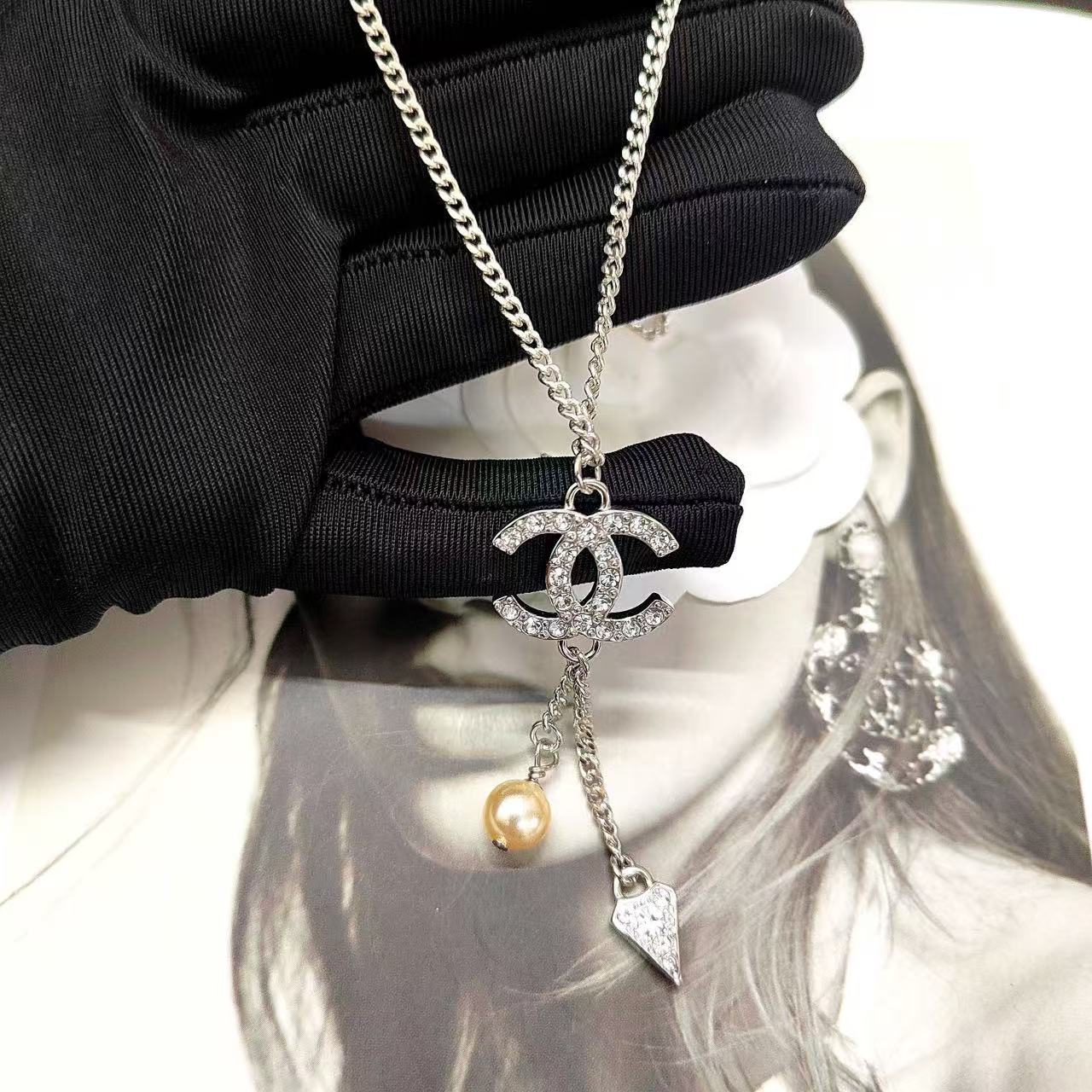 CHANE1 パールダブルCダイヤモンドネックレス【 50％割引+送料無料】