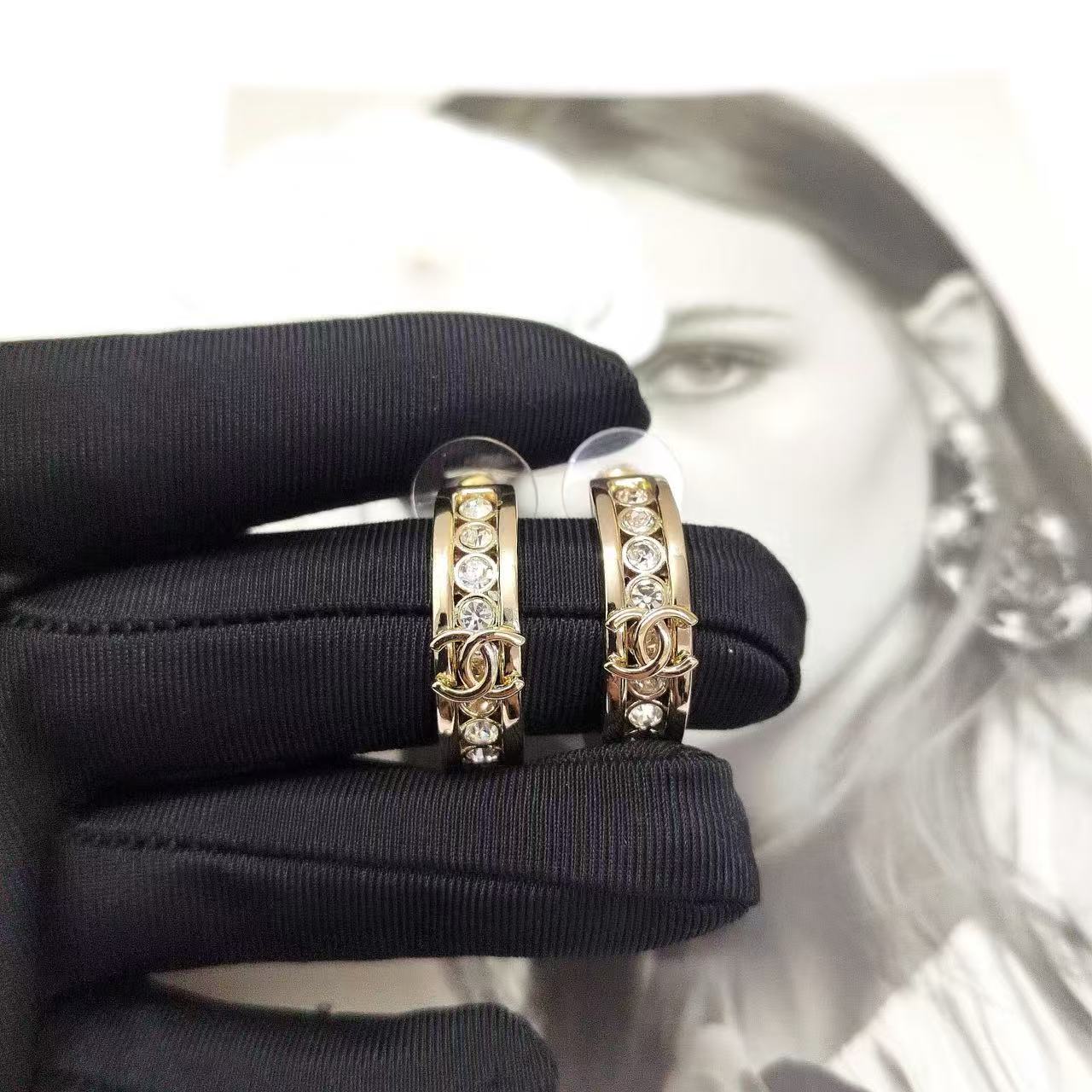 CHANE1 ダブルC ダイヤモンドイヤリング【 50％割引+送料無料】