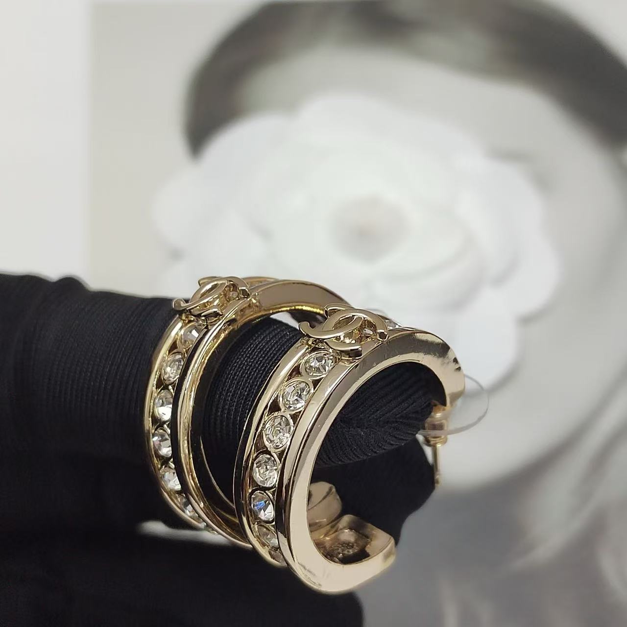 CHANE1 ダブルC ダイヤモンドイヤリング【 50％割引+送料無料】