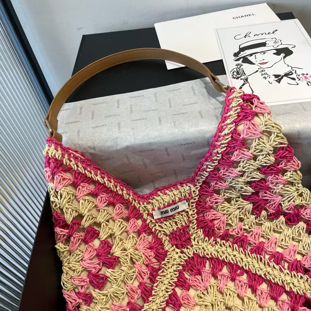 M1UM1U ストローアンダーアームバッグ【 50％割引+送料無料】