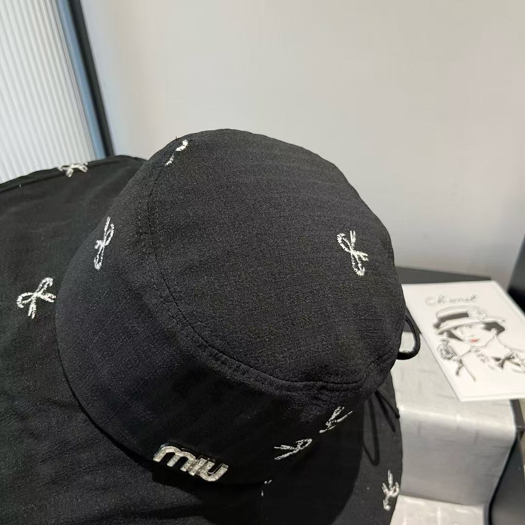 M1UM1U ボウバケットハット【 50％割引+送料無料】