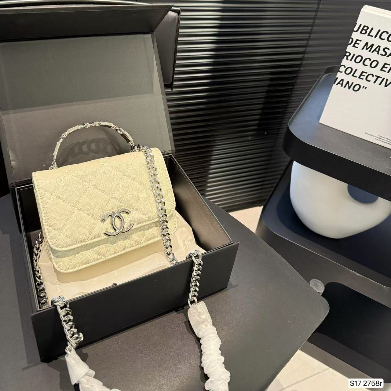 CHANE1 ダブルC チェーン ハンドバッグ【 50％割引+送料無料】