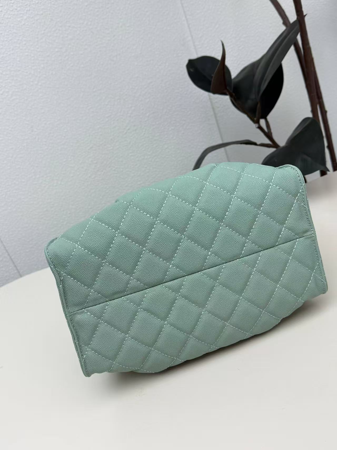 CHANE1 牛革バケットバッグ【 50％割引+送料無料】