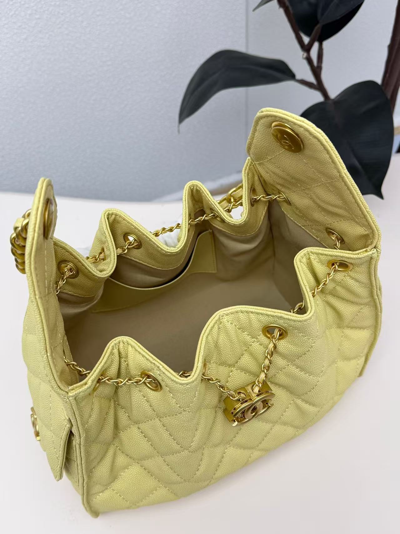 CHANE1 牛革バケットバッグ【 50％割引+送料無料】