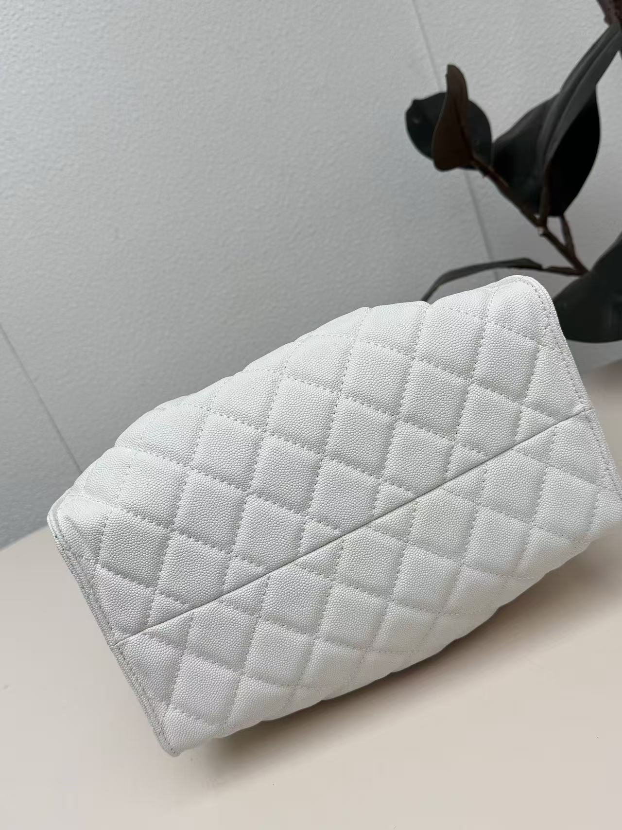 CHANE1 牛革バケットバッグ【 50％割引+送料無料】