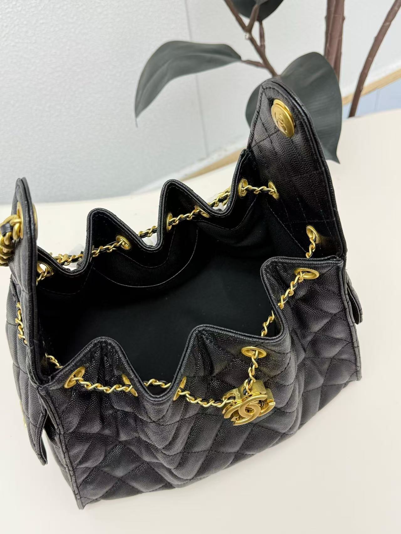 CHANE1 牛革バケットバッグ【 50％割引+送料無料】