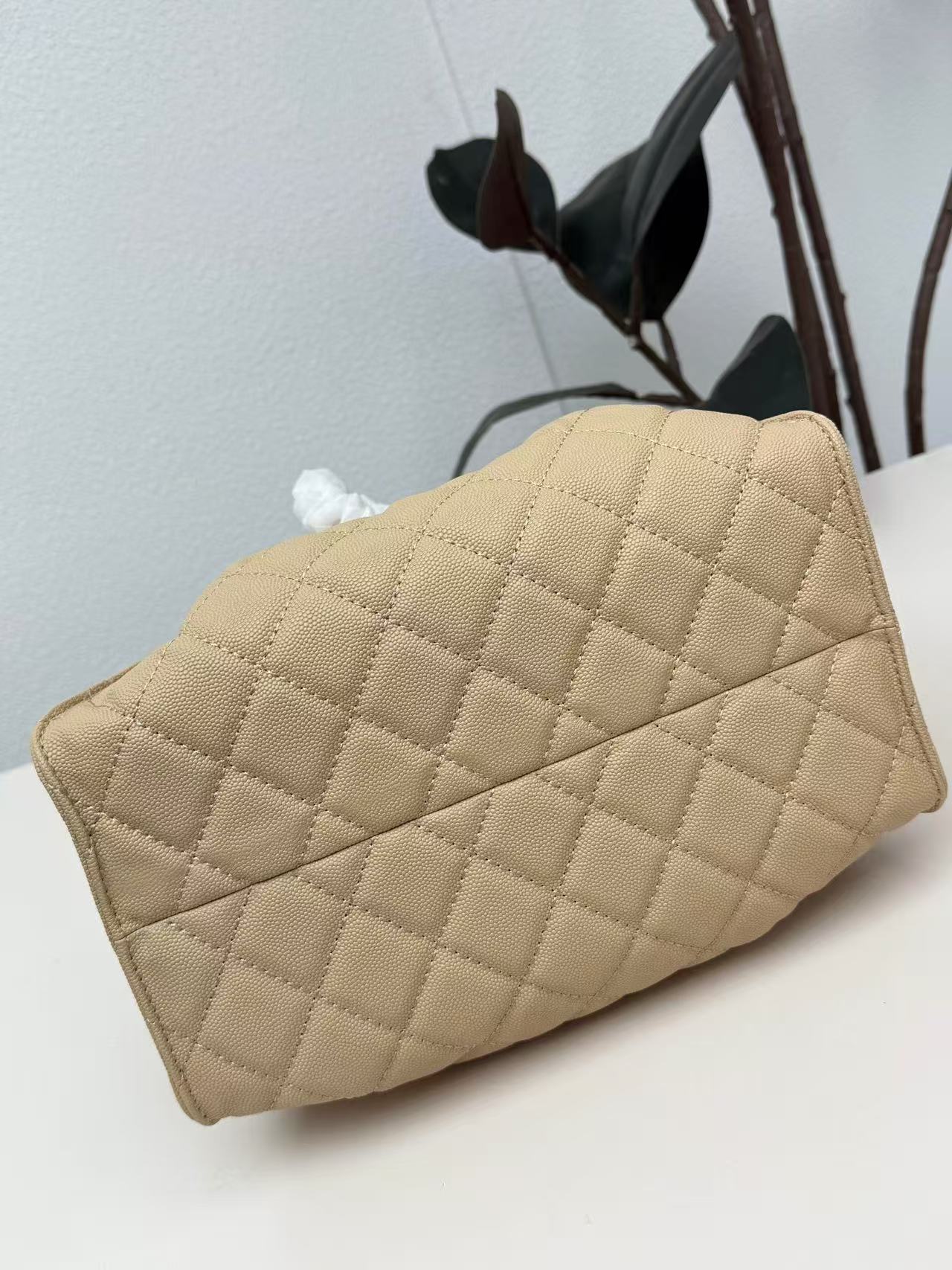 CHANE1 牛革バケットバッグ【 50％割引+送料無料】