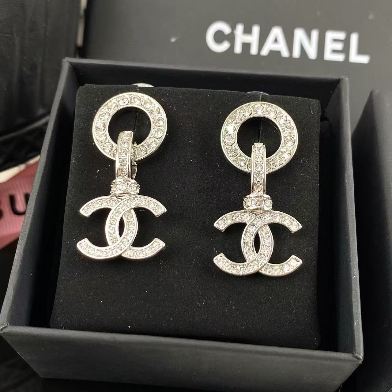 CHANE1 ダイヤモンド ダブル C サークル スタッド ピアス【 50％割引+送料無料】