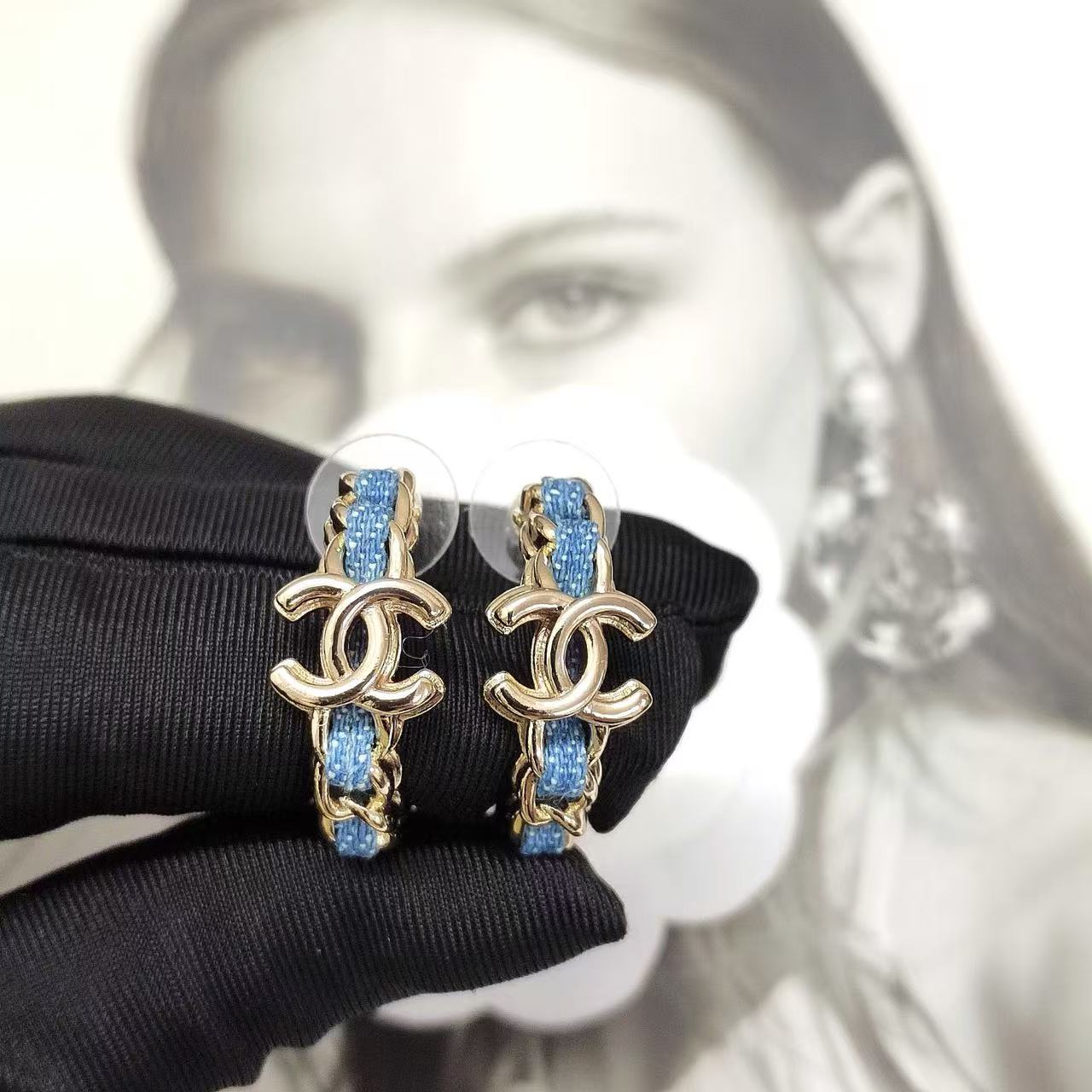 CHANE1 ダブルCレザーイヤリング【 50％割引+送料無料】