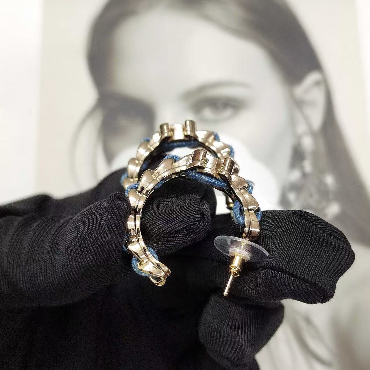 CHANE1 ダブルCレザーイヤリング【 50％割引+送料無料】