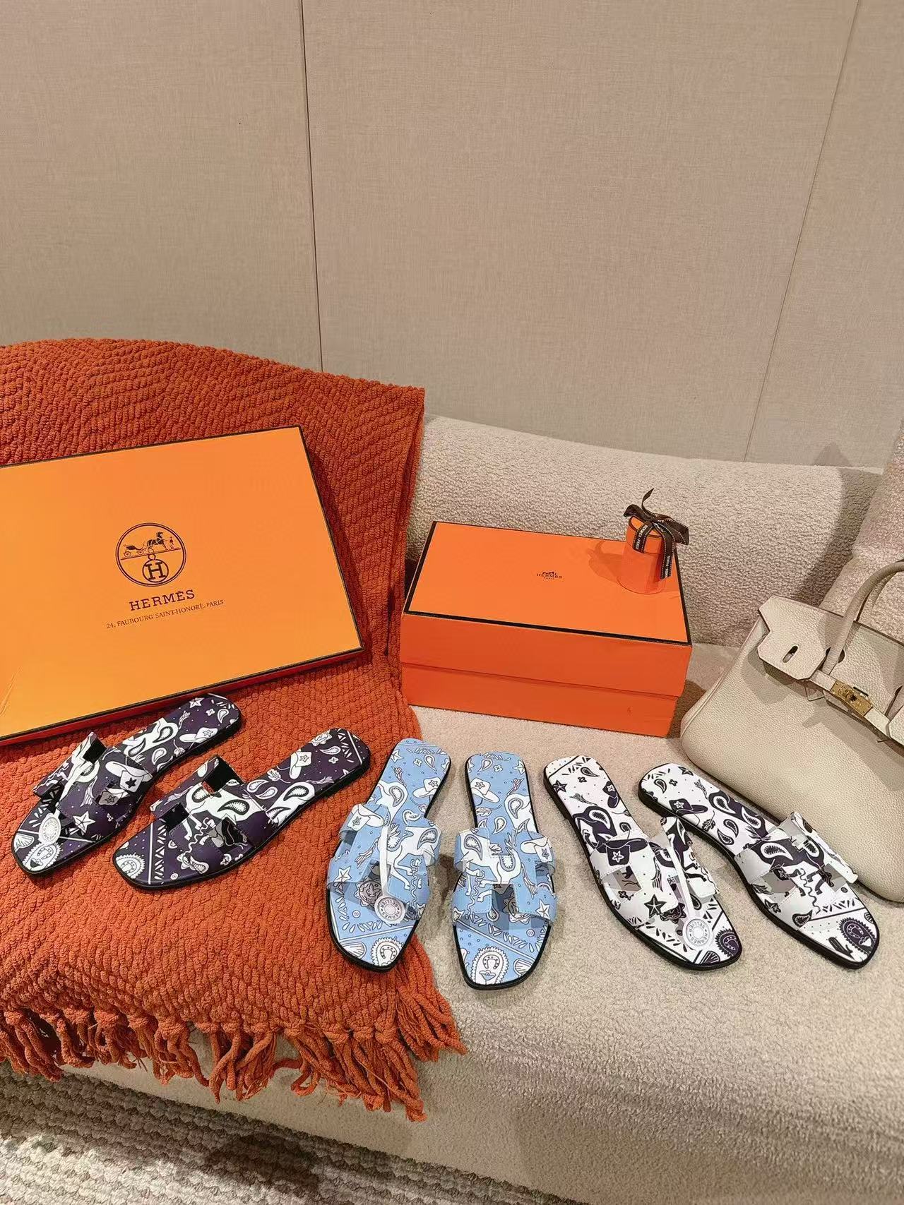 HERME5 高品質レザープリントスリッパ【50％割引+送料無料】