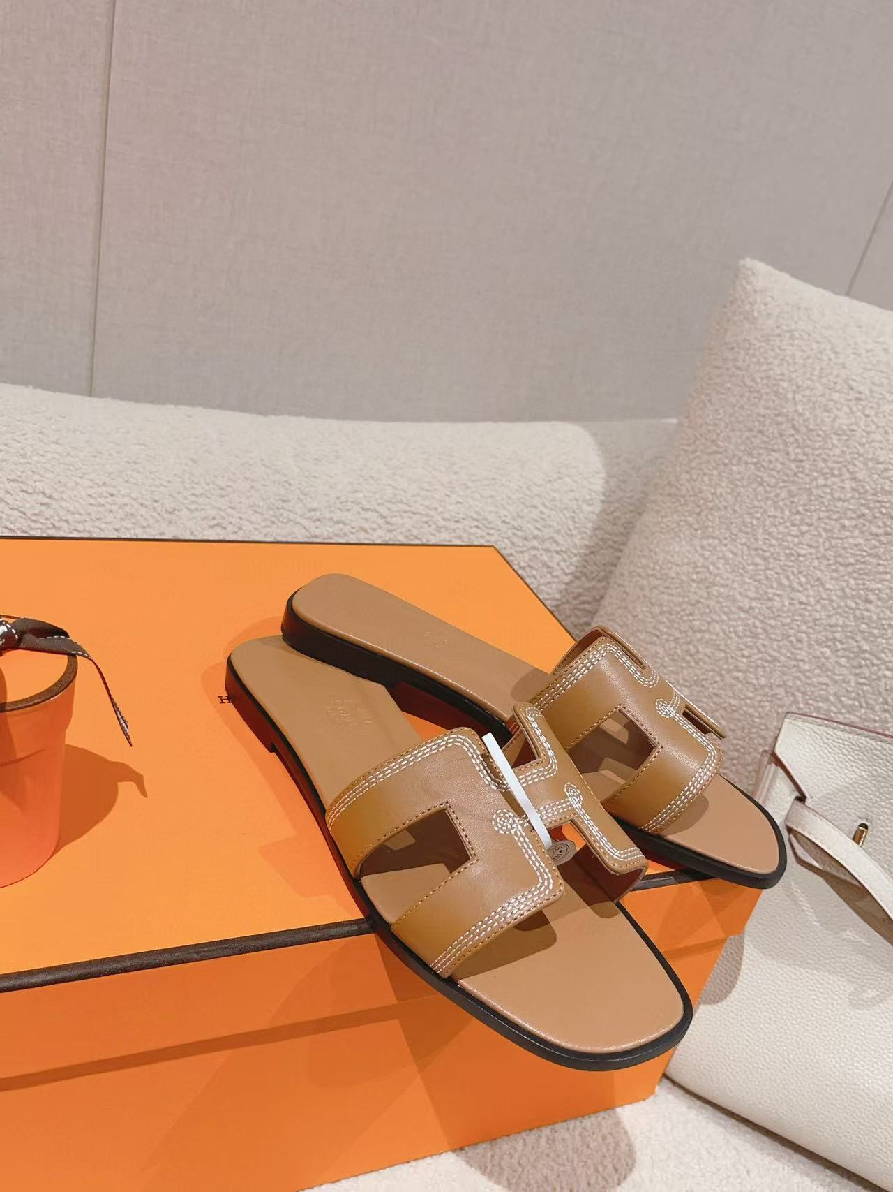 HERME5 高品質シンプルHレザースリッパ【50％割引+送料無料】