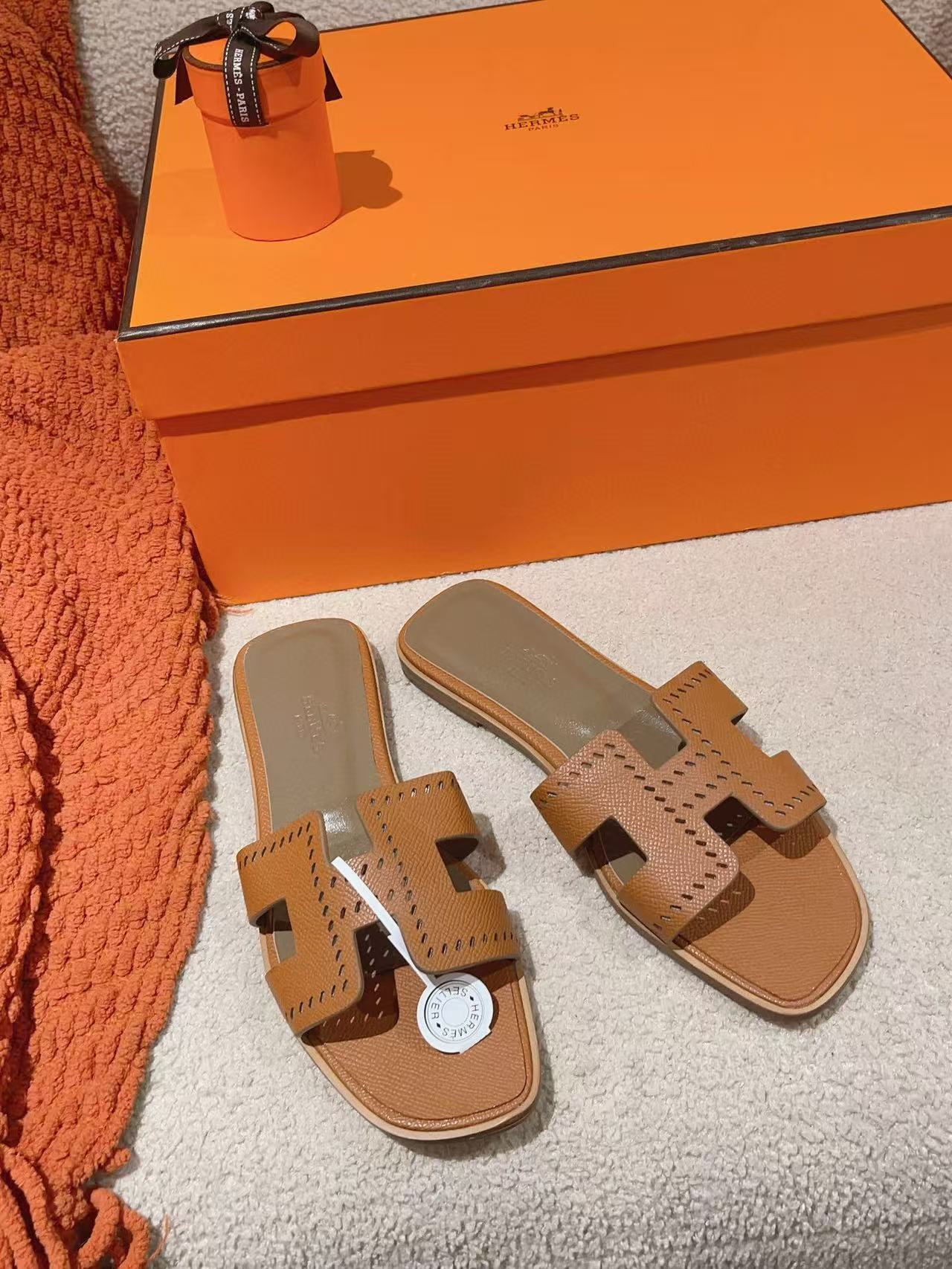 HERME5 高品質カーフスキンスリッパ【50％割引+送料無料】