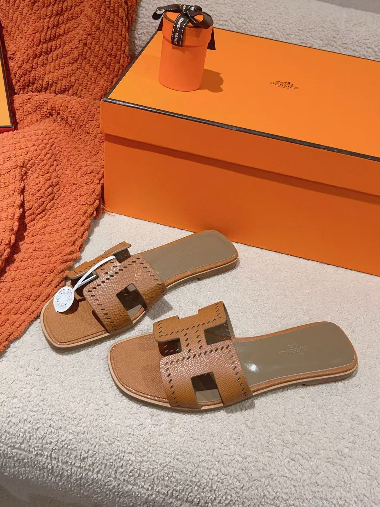 HERME5 高品質カーフスキンスリッパ【50％割引+送料無料】