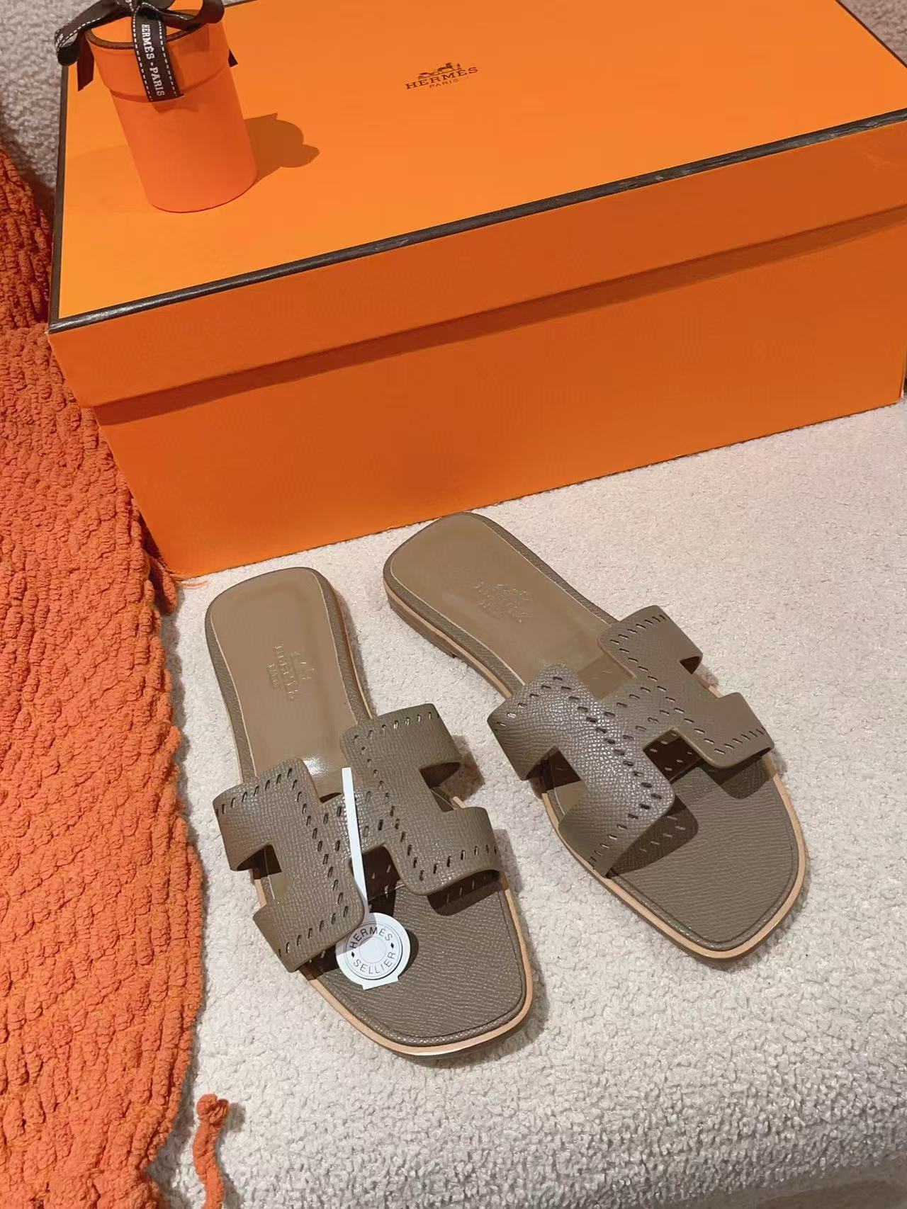 HERME5 高品質カーフスキンスリッパ【50％割引+送料無料】