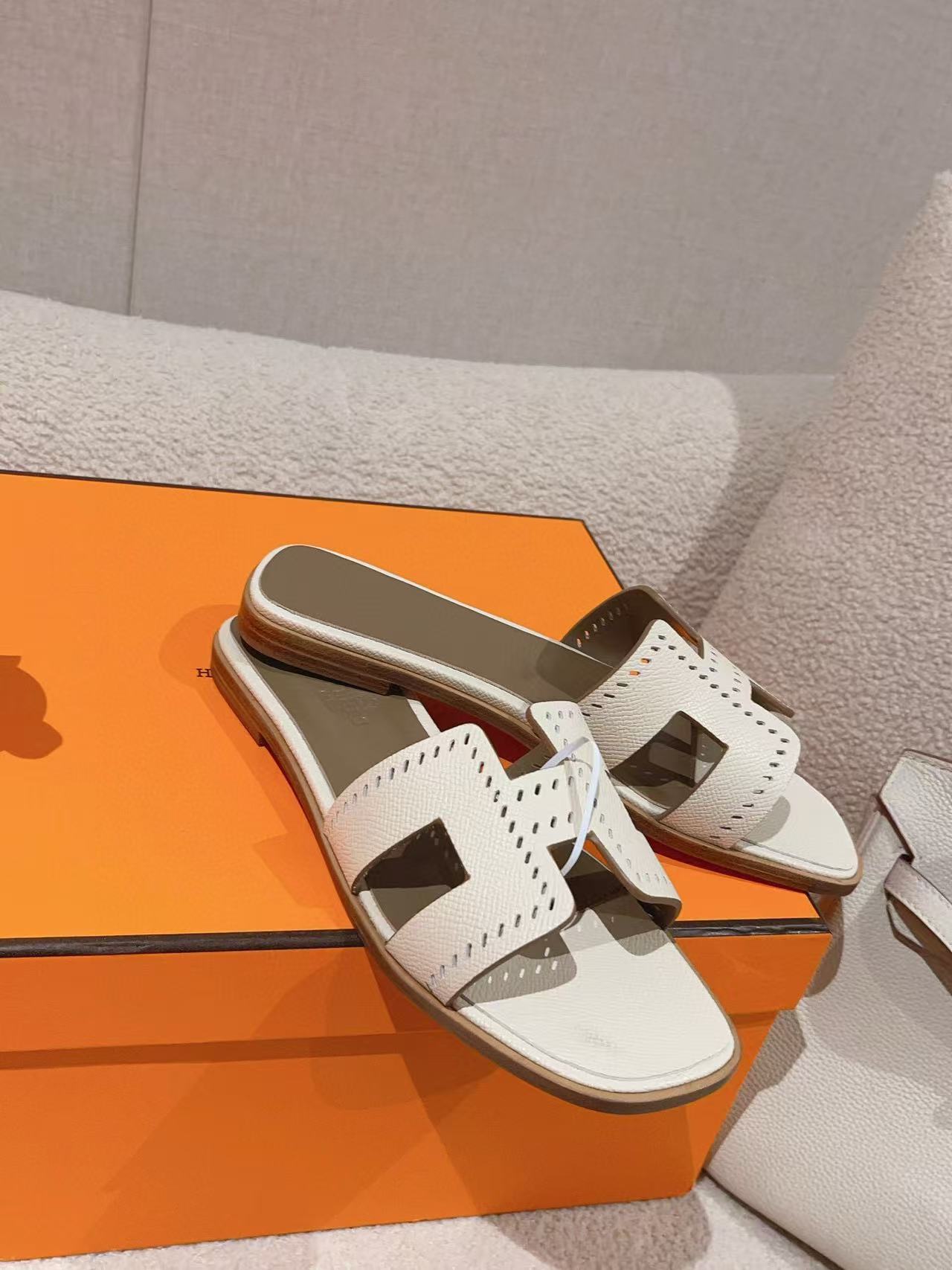 HERME5 高品質カーフスキンスリッパ【50％割引+送料無料】