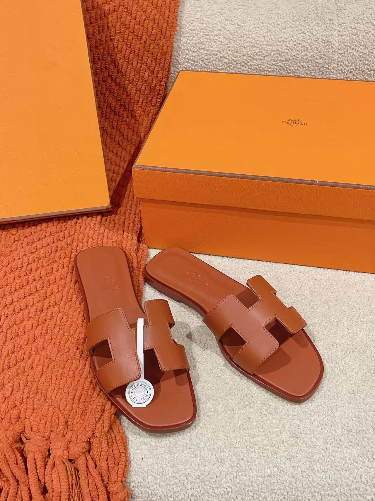 HERME5の高品質シープスキンスリッパ【50％割引+送料無料】