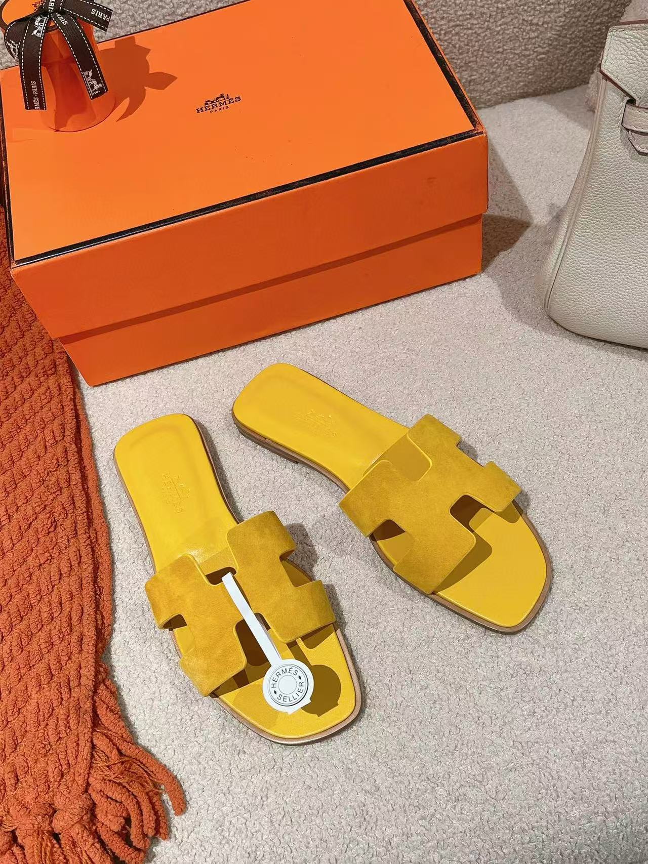 HERME5高品質の鹿革スリッパ【50％割引+送料無料】