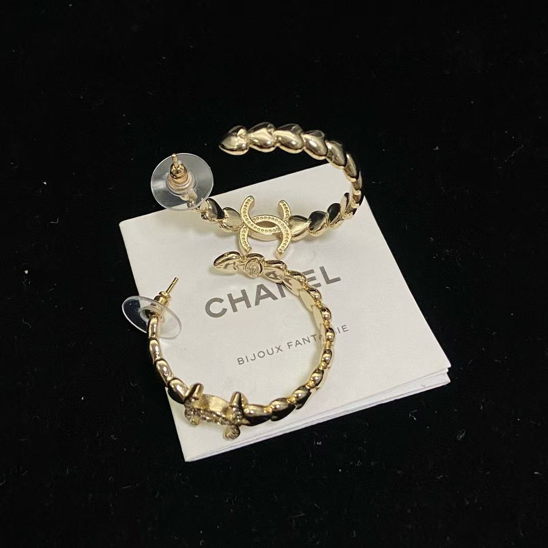 CHANE1 ダブルC ピーチハート イヤリング【 50％割引+送料無料】