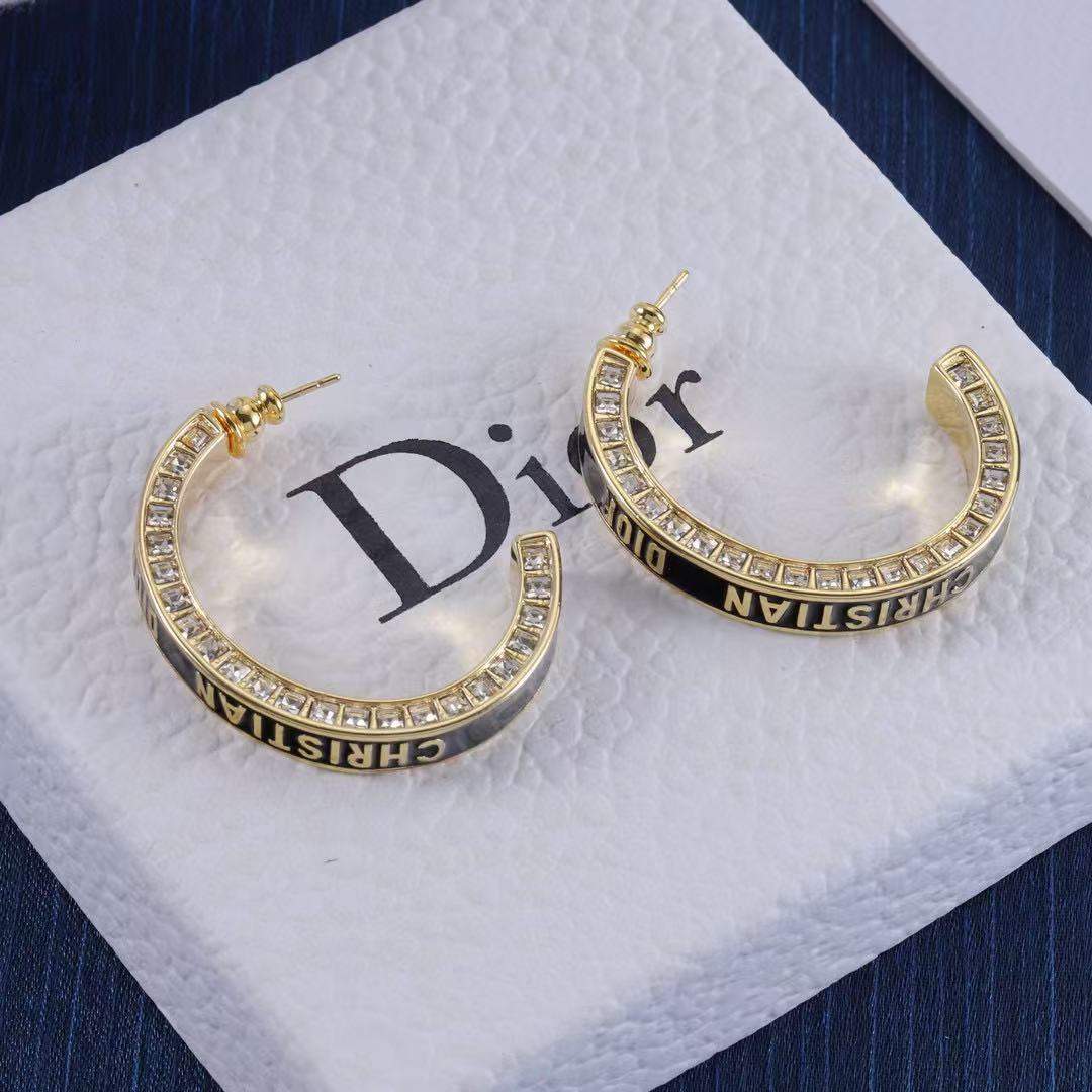 DI0R ダイヤモンド レター イヤリング【 50％割引+送料無料】