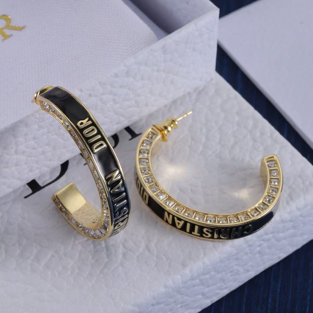 DI0R ダイヤモンド レター イヤリング【 50％割引+送料無料】