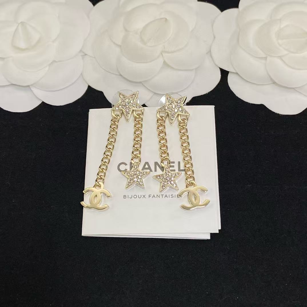 CHANE1 五芒星タッセルイヤリング【 50％割引+送料無料】