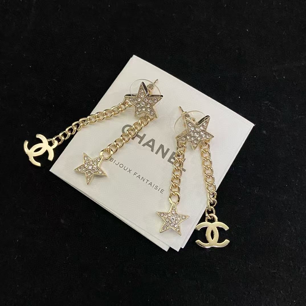 CHANE1 五芒星タッセルイヤリング【 50％割引+送料無料】