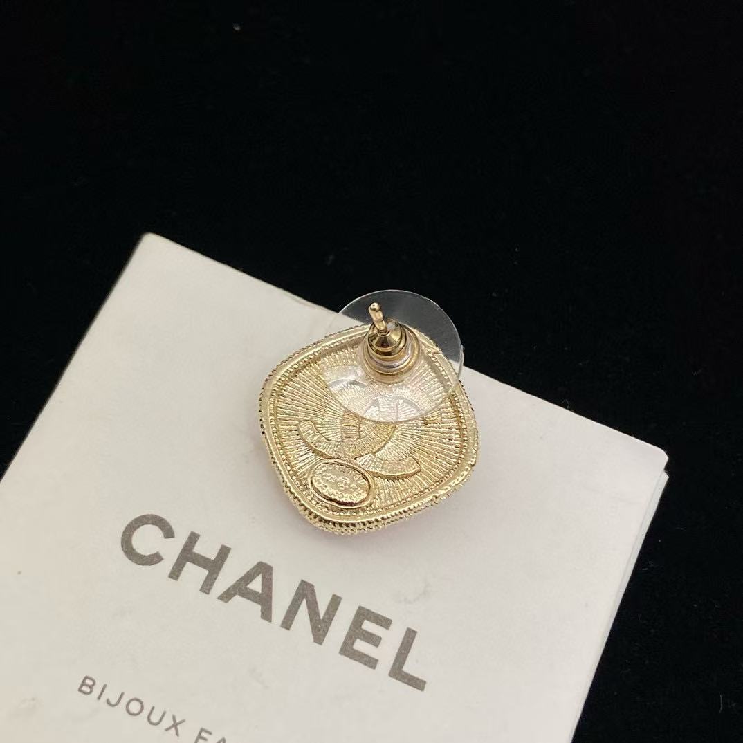 CHANE1 ダブルC ピンクイヤリング【 50％割引+送料無料】