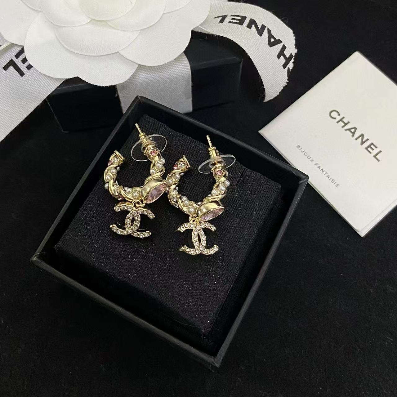 CHANE1 ピンクダイヤモンド ダブルC ダイヤモンドイヤリング【 50％割引+送料無料】