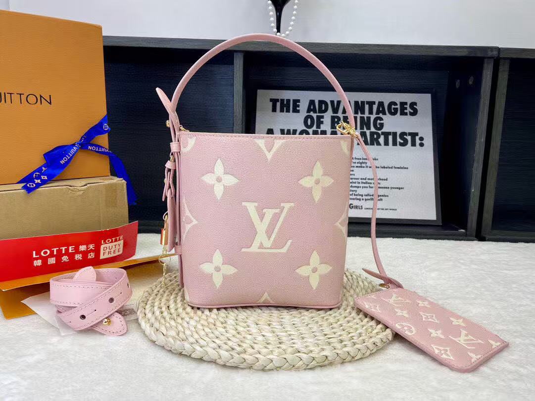 LVカウハイドバケットバッグ【 50％割引+送料無料】