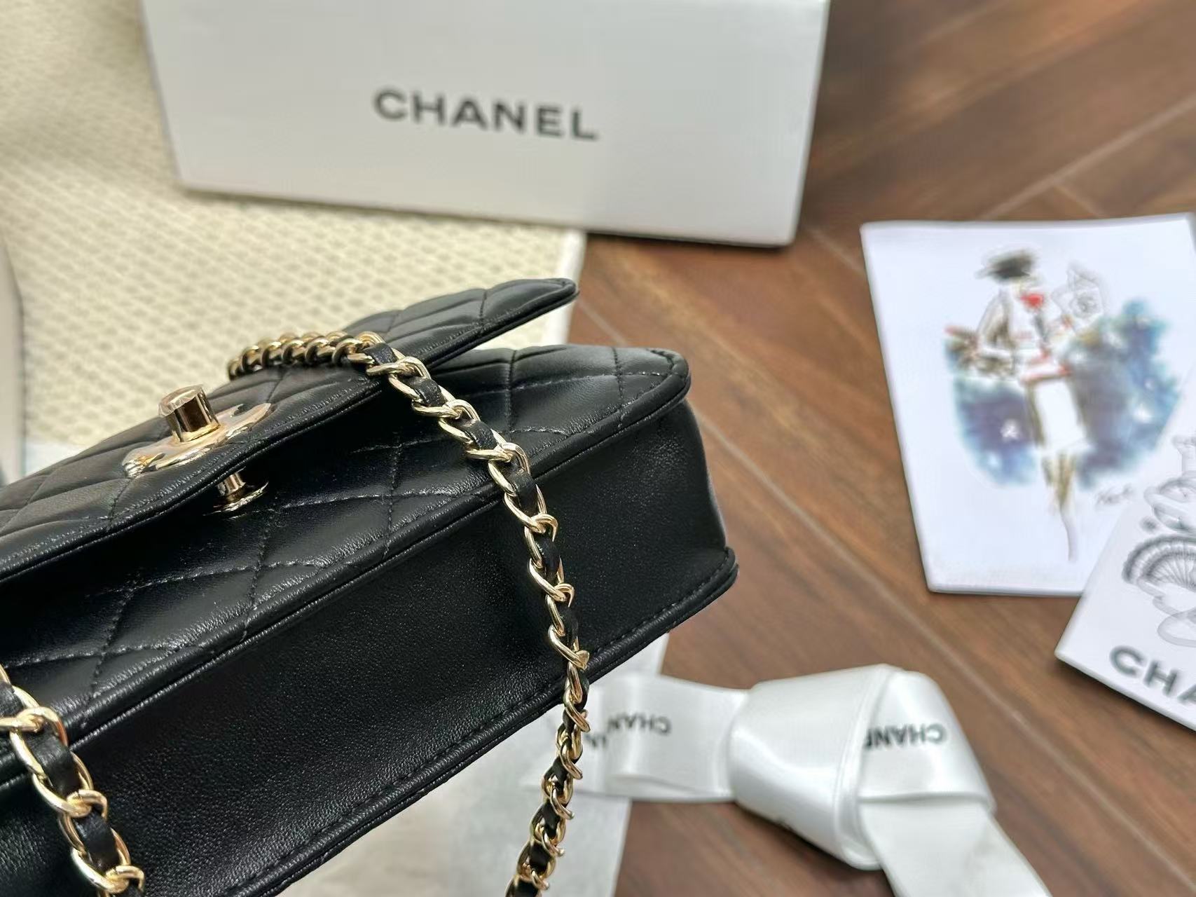 CHANE1 チェーンクロスボディバッグ【 50％割引+送料無料】