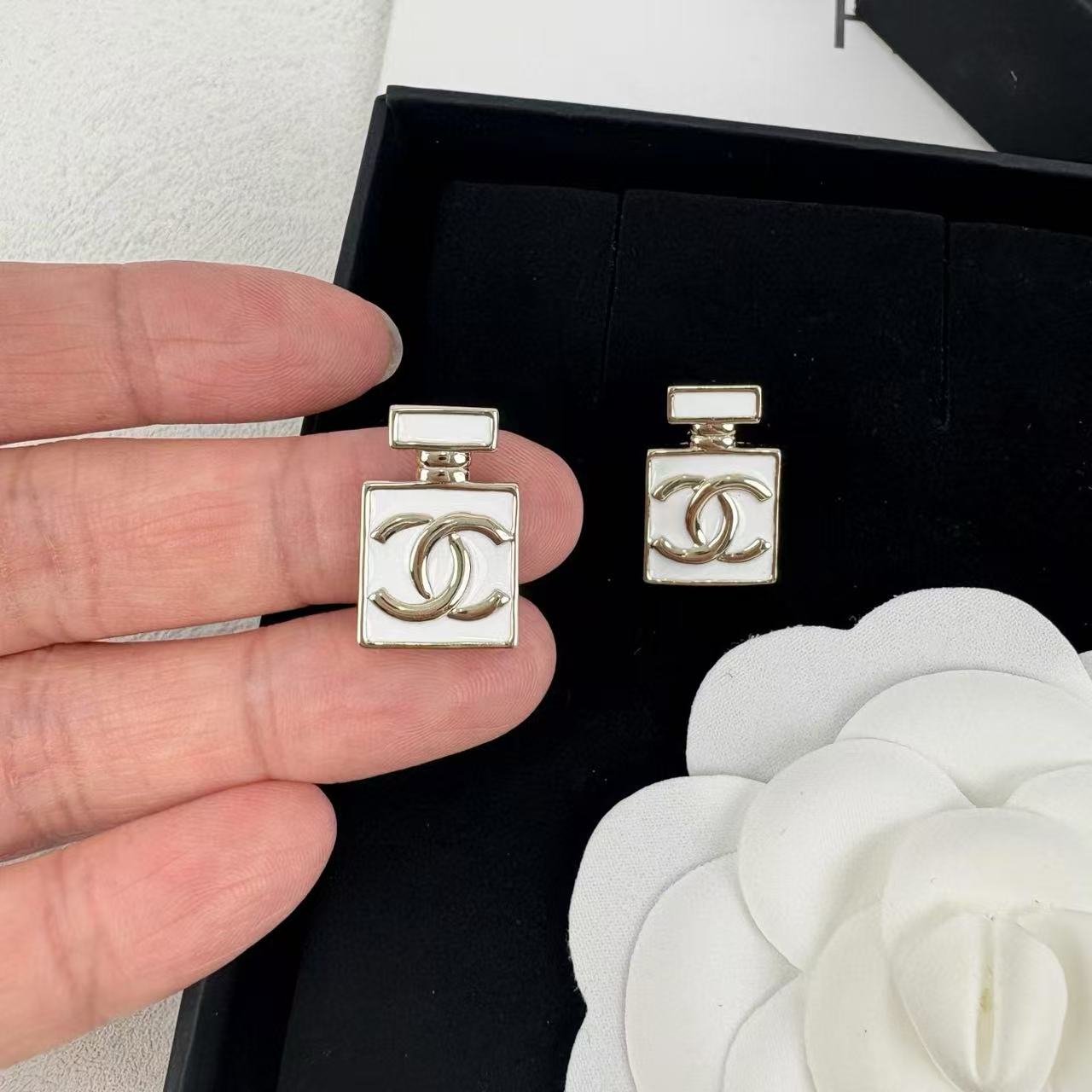 CHANE1 香水瓶 ダブルC イヤリング【 50％割引+送料無料】