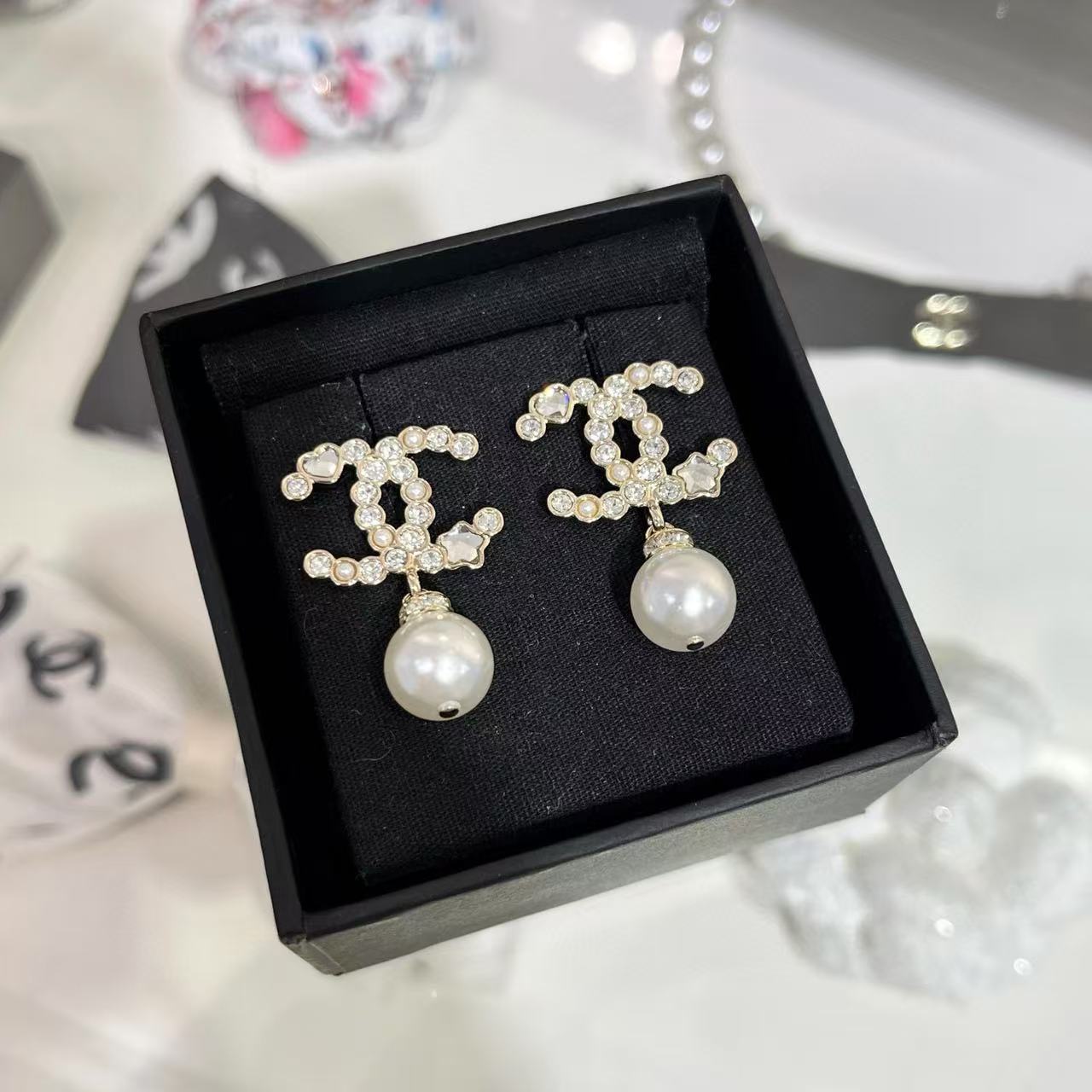 CHANE1 ダブル C パール スタッド ピアス【 50％割引+送料無料】