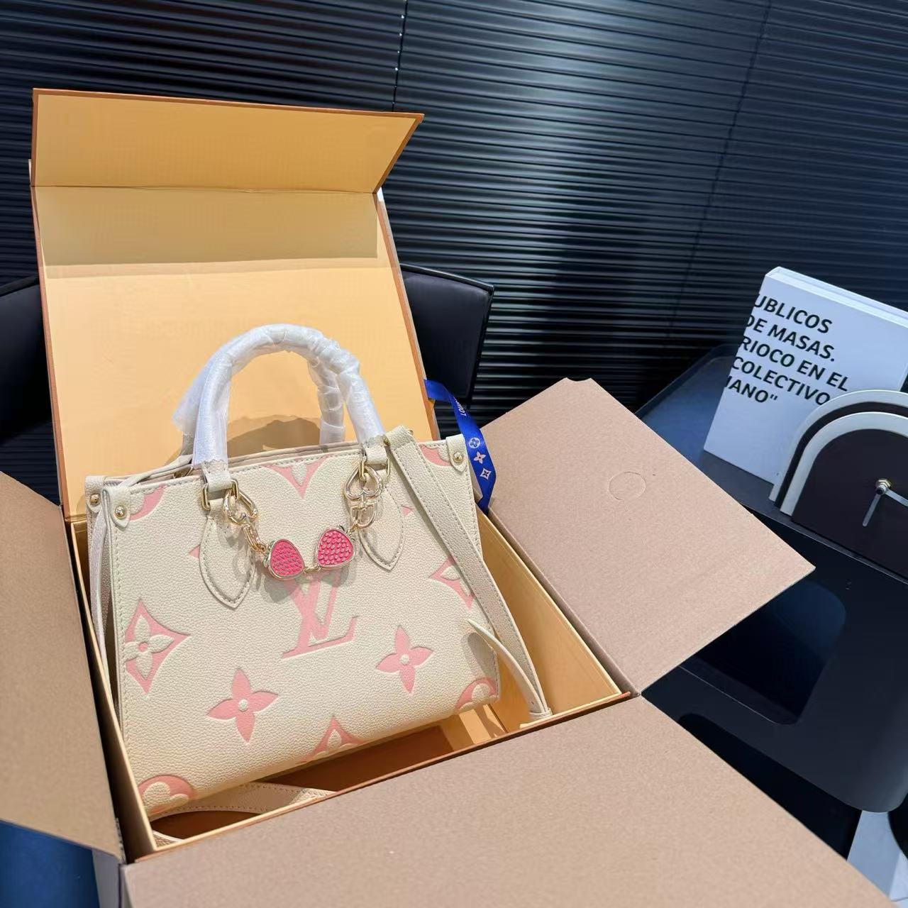 LVエンボスハンドバッグ【 50％割引+送料無料】