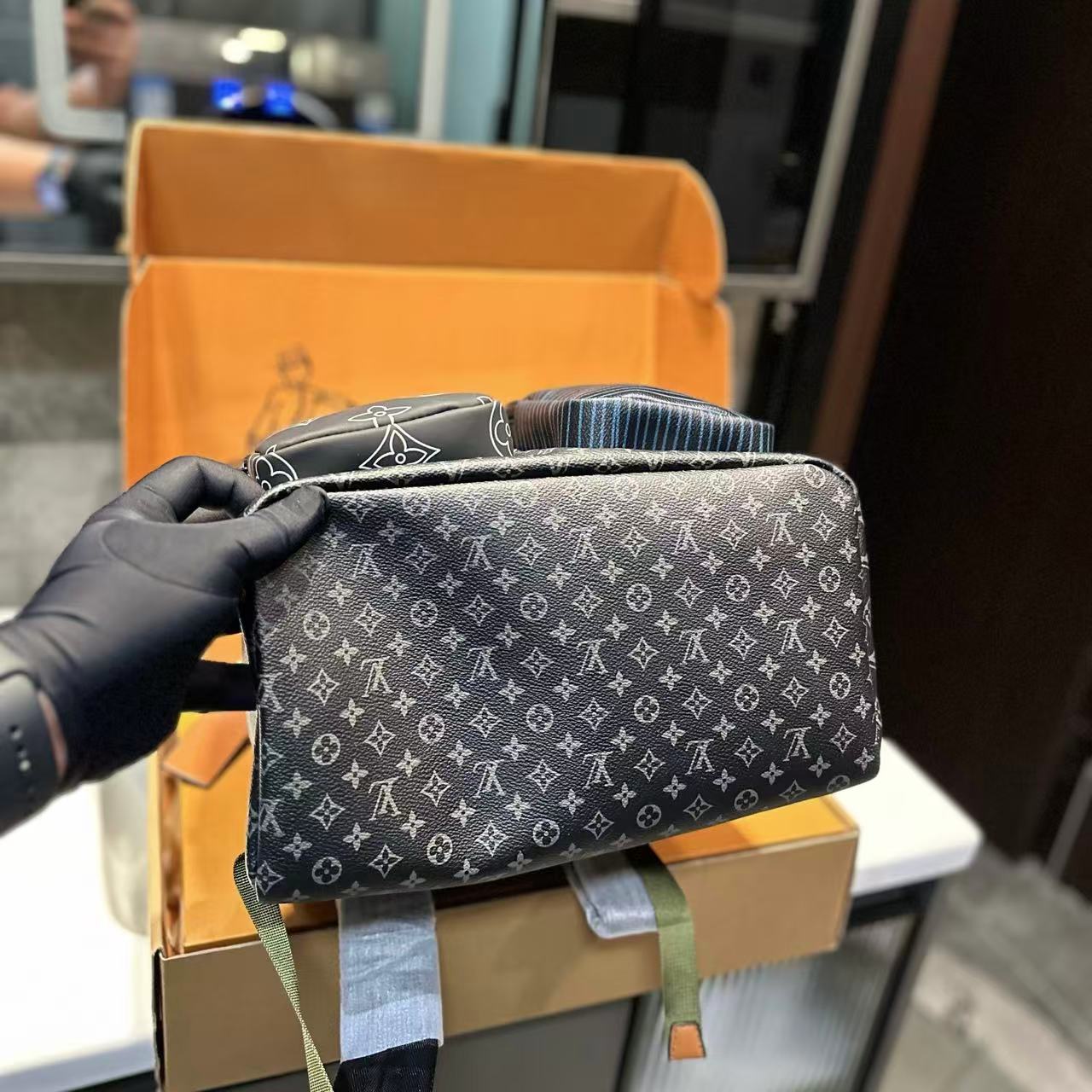 LVメンズバックパック【 50％割引+送料無料】