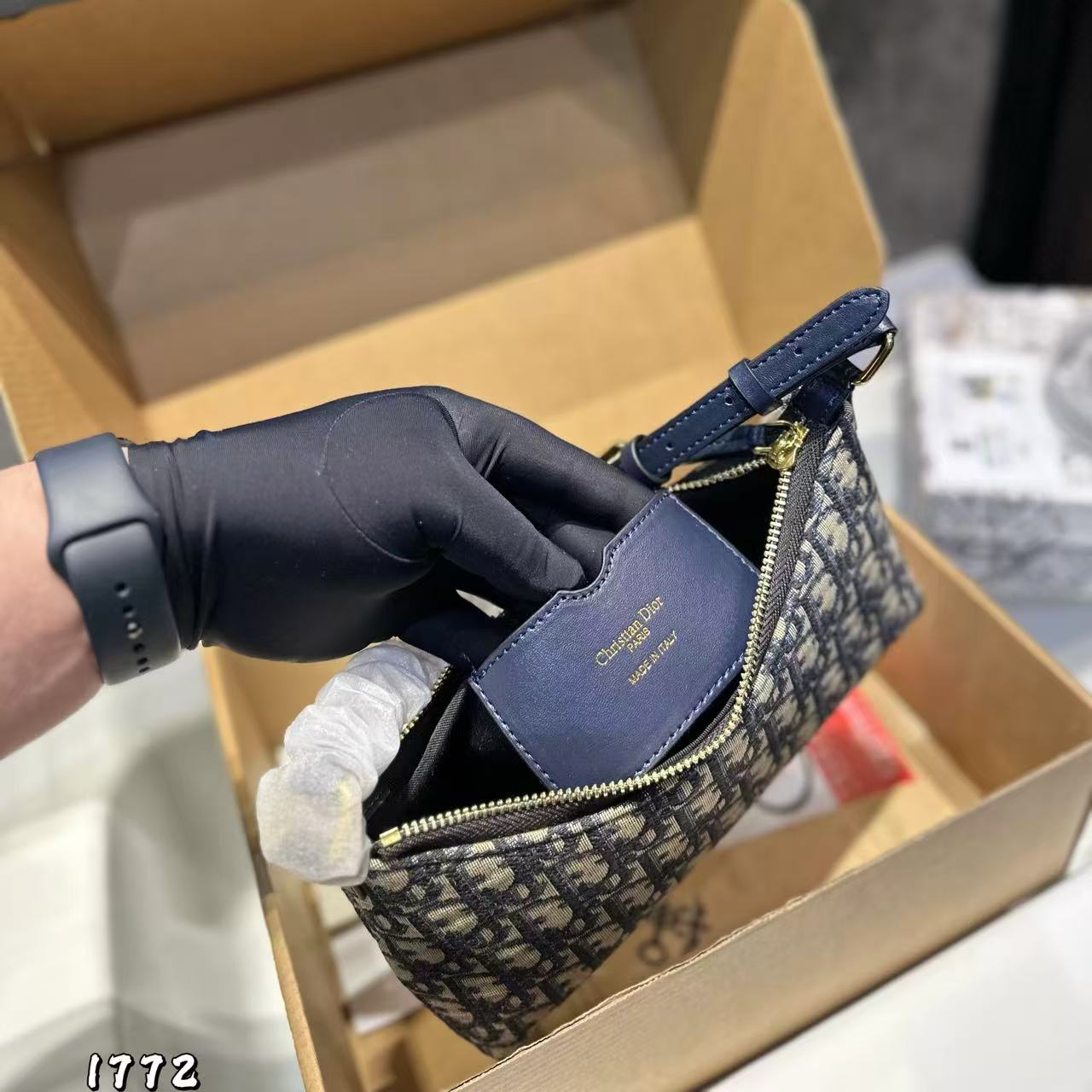 DI0R ジャカード アンダーアームバッグ【 50％割引+送料無料】