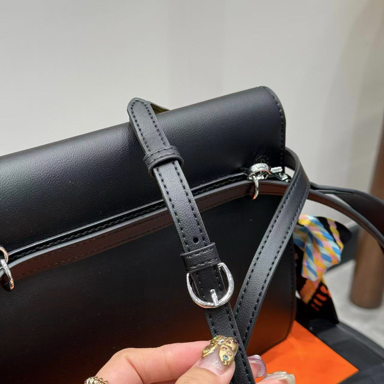 HERME5 kelly danceショルダーバッグ【 50％割引+送料無料】