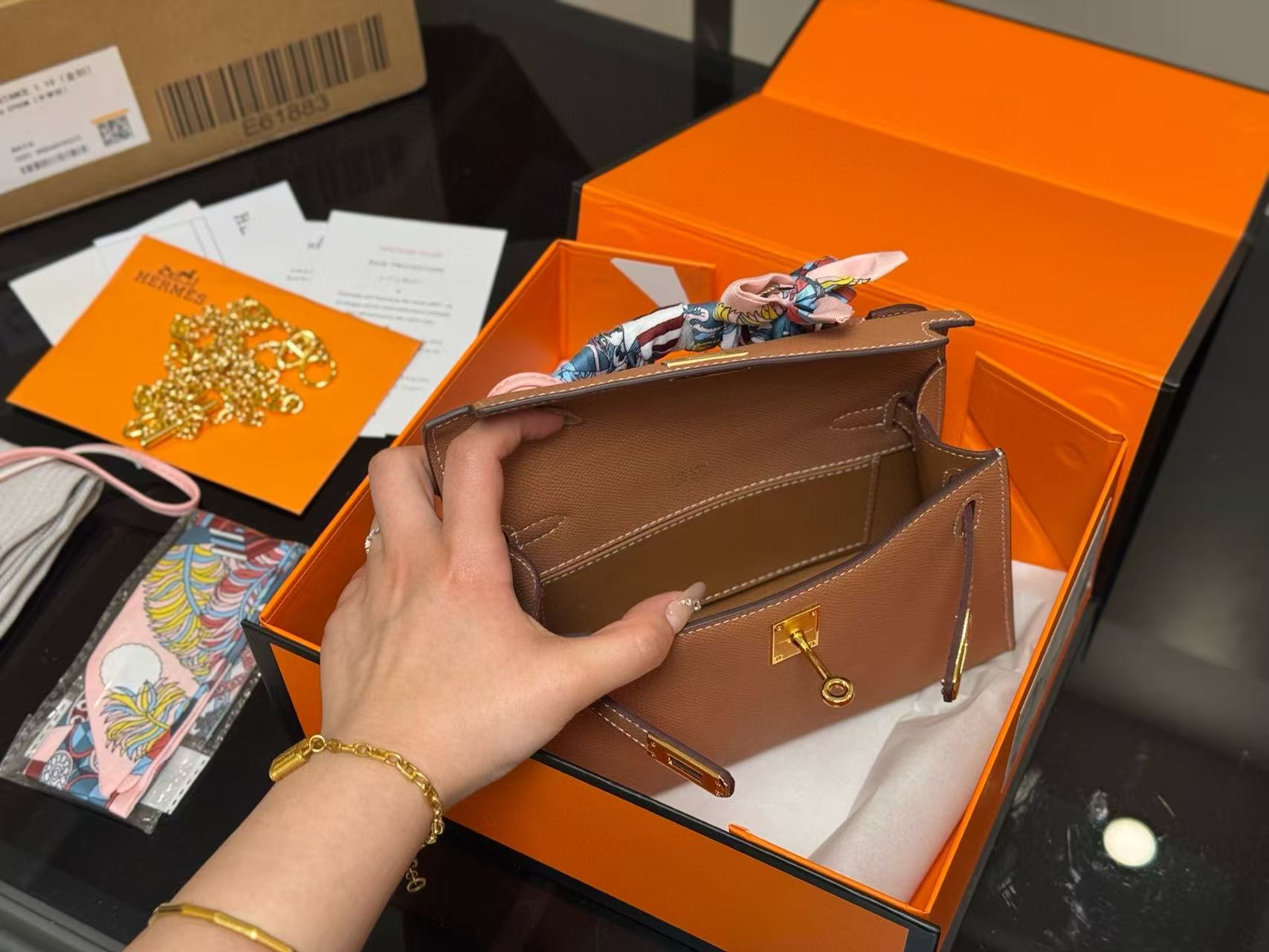 HERME5 kelly第一世代のチェーンバッグ【 50％割引+送料無料】