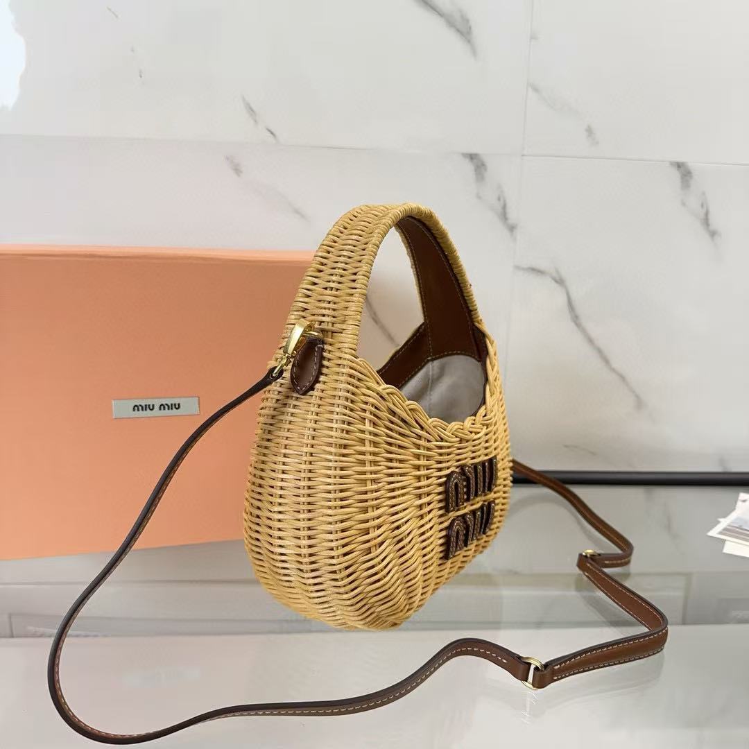 M1UM1U 織りハンドバッグ【 50％割引+送料無料】